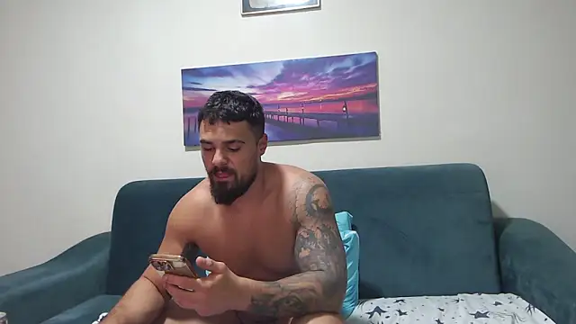 Tiberius hunk online show from 30, 9, 2025