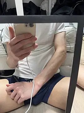 Snapshot of jae_yuu chatting on 11, 3, 2025 jae yuu online show from 11, 3, 2025