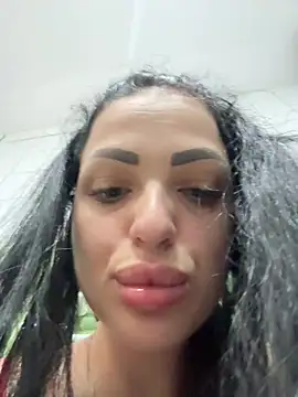 Snapshot of IrisRossie chatting on 15, 7, 2026 IrisRossie online show from 15, 7, 2026