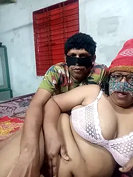 Pakhi Couple 69 online show from 14, 2, 2026