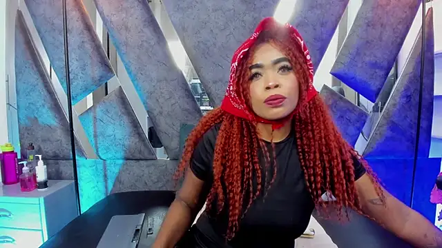 CandyMartinez  online show from 20, 12, 2025