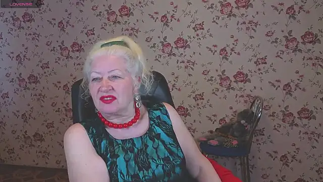 Snapshot of Maya_Mayflower chatting on 21, 4, 2026 Maya Mayflower online show from 21, 4, 2026