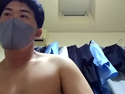 Snapshot of taaaaaa- chatting on 5, 10, 2025 taaaaaa- online show from 5, 10, 2025