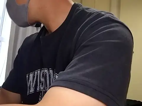 Snapshot of taaaaaa- chatting on 12, 10, 2025 taaaaaa- online show from 12, 10, 2025