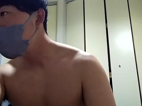 Snapshot of taaaaaa- chatting on 5, 11, 2025 taaaaaa- online show from 5, 11, 2025