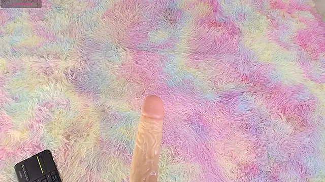 Vivi luv online show from 8, 3, 2025