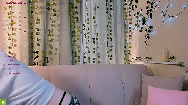 Ashley Nicks online show from 3, 4, 2026