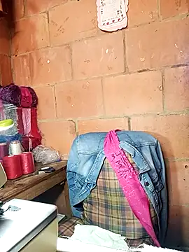 isis milove online show from 7, 3, 2026