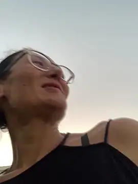 Snapshot of Anonim2026 chatting on 15, 9, 2025 Anonim2026 online show from 15, 9, 2025