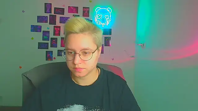 Bella Swannn online show from 19, 3, 2026