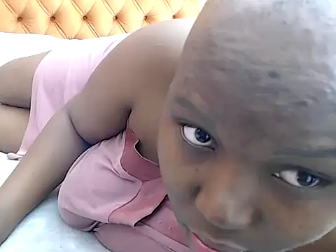 Snapshot of prettymonalisaRSA chatting on 11, 9, 2025 prettymonalisaRSA online show from 11, 9, 2025