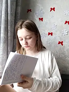 Snapshot of Bonechka chatting on 22, 12, 2025 Bonechka online show from 22, 12, 2025