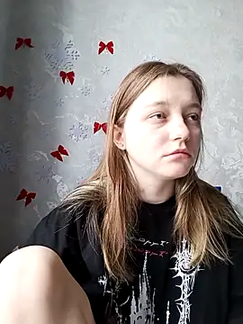 Snapshot of Bonechka chatting on 23, 12, 2025 Bonechka online show from 23, 12, 2025