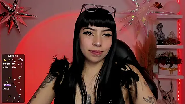 Snapshot of Saraa_Desiree chatting on 18, 3, 2025 Saraa Desiree online show from 18, 3, 2025