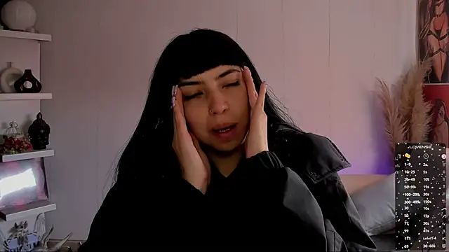 Snapshot of Saraa_Desiree chatting on 17, 9, 2025 Saraa Desiree online show from 17, 9, 2025