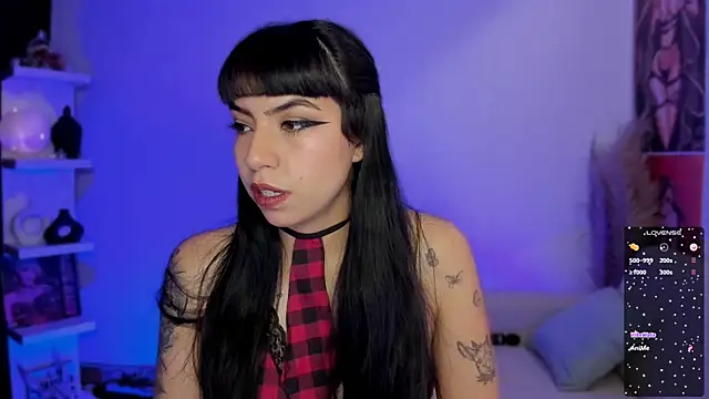 Snapshot of Saraa_Desiree chatting on 2, 10, 2025 Saraa Desiree online show from 2, 10, 2025