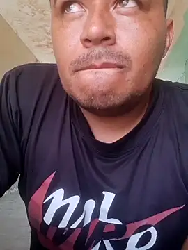 Snapshot of candy_-_king chatting on 11, 3, 2025 candy - king online show from 11, 3, 2025