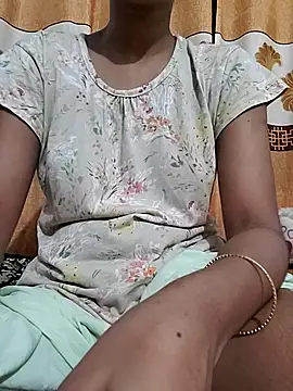 sexy-trisha1 online show from 22, 9, 2025
