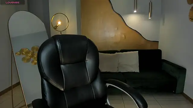 BellaClark1 online show from 10, 10, 2025