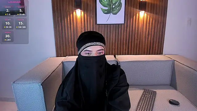 Snapshot of salma_arabicc chatting on 8, 3, 2025 salma arabicc online show from 8, 3, 2025