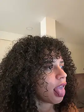 Snapshot of KittyTwerk_2 chatting on 15, 3, 2025 KittyTwerk 2 online show from 15, 3, 2025