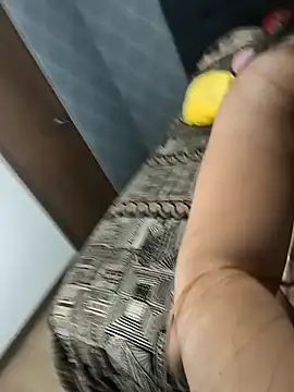 Snapshot of KimyCox_16 chatting on 4, 3, 2025 KimyCox 16 online show from 4, 3, 2025