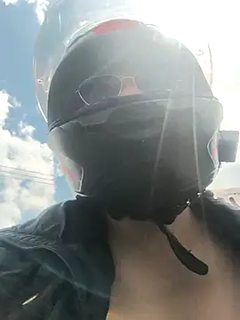 Snapshot of KimyCox_16 chatting on 1, 12, 2025 KimyCox 16 online show from 1, 12, 2025