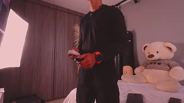 ErosKhaos online show from 14, 4, 2026