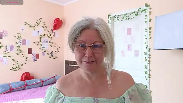 Snapshot of Wane_Witch chatting on 14, 6, 2026 Wane Witch online show from 14, 6, 2026