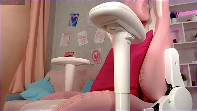 Snapshot of Cassie_Scott chatting on 14, 3, 2025 Cassie Scott online show from 14, 3, 2025