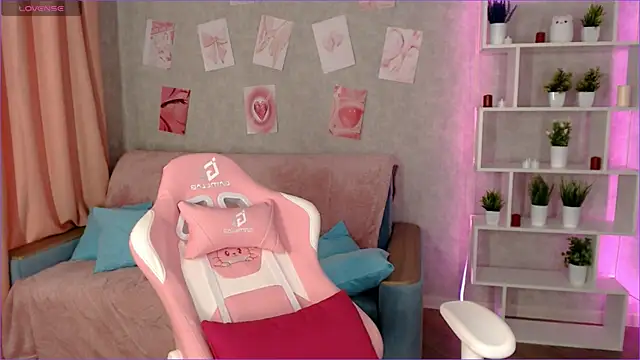 Snapshot of Cassie_Scott chatting on 16, 3, 2025 Cassie Scott online show from 16, 3, 2025