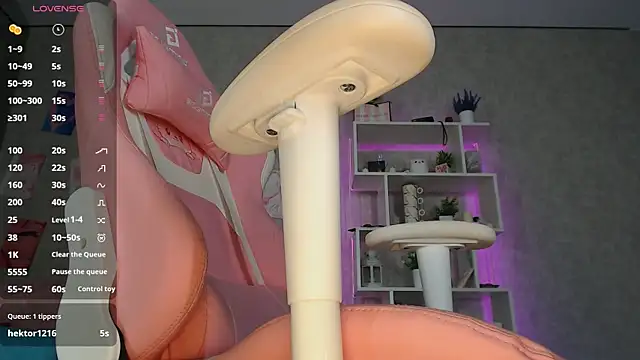 Snapshot of Cassie_Scott chatting on 9, 9, 2025 Cassie Scott online show from 9, 9, 2025