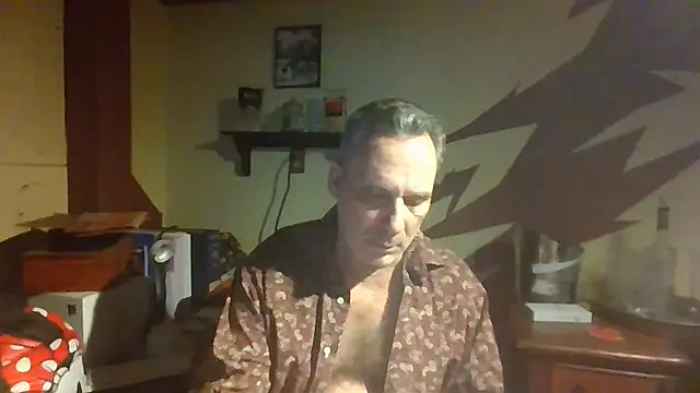 Snapshot of HunkofRock chatting on 29, 6, 2026 HunkofRock online show from 29, 6, 2026