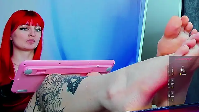 Snapshot of Coraline_Beldam chatting on 18, 3, 2025 Coraline Beldam online show from 18, 3, 2025