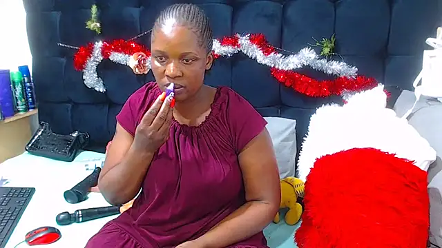 Snapshot of TaurusClitCake chatting on 22, 11, 2025 TaurusClitCake online show from 22, 11, 2025