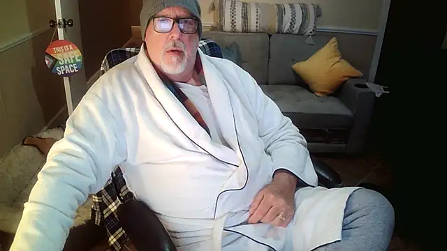 superbearboss online show from 13, 1, 2026