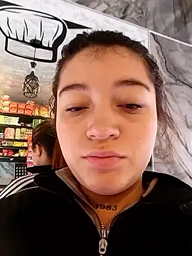 Karina Leon online show from 29, 11, 2025