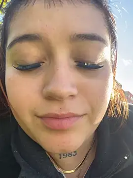 Karina Leon online show from 1, 7, 2026