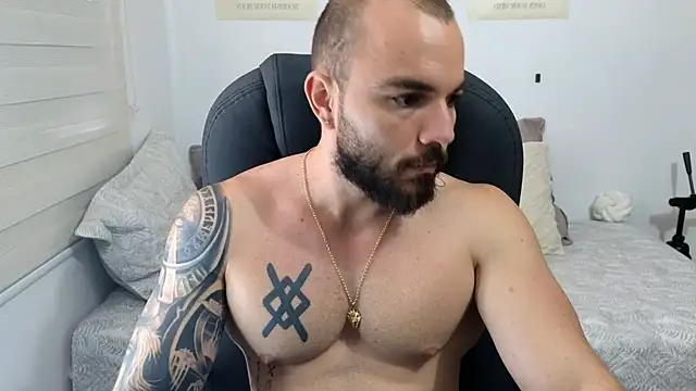 Isaac Carter online show from 8, 4, 2026