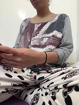 saraaxx1 online show from 13, 3, 2026