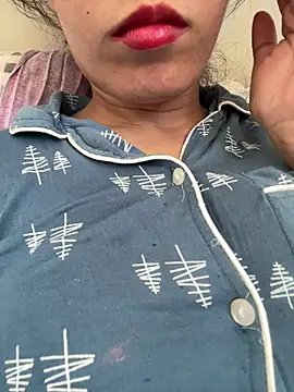 saraaxx1 online show from 25, 7, 2026