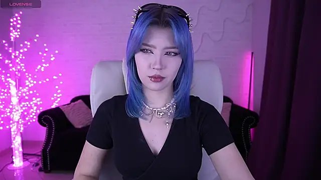 SelenaIris online show from 11, 2, 2026