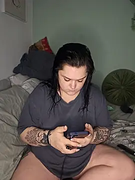 Saucy-Serenity online show from 9, 2, 2026