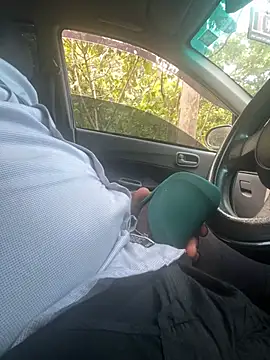 dam-her-boy online show from 23, 3, 2026