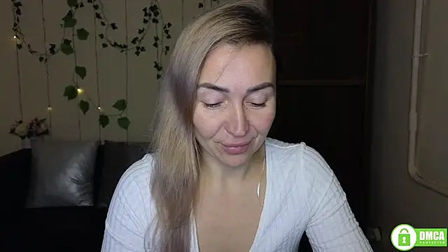 Snapshot of Kiss_julli88I chatting on 14, 12, 2025 Kiss julli88I online show from 14, 12, 2025