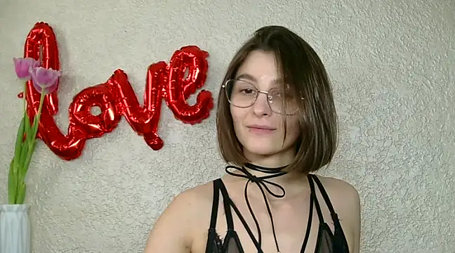 Snapshot of luna_Gharming chatting on 12, 3, 2025 luna Gharming online show from 12, 3, 2025