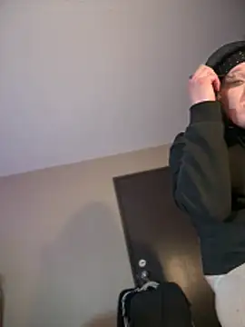 Snapshot of KITTYBOOBOOFUXX chatting on 3, 4, 2026 KITTYBOOBOOFUXX online show from 3, 4, 2026