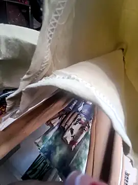 Milena Foox online show from 1, 11, 2025