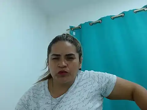 Snapshot of Milena_Foox chatting on 18, 12, 2025 Milena Foox online show from 18, 12, 2025