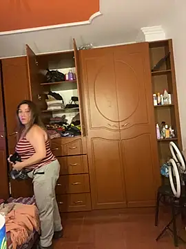 Luna-nevada online show from 9, 2, 2026